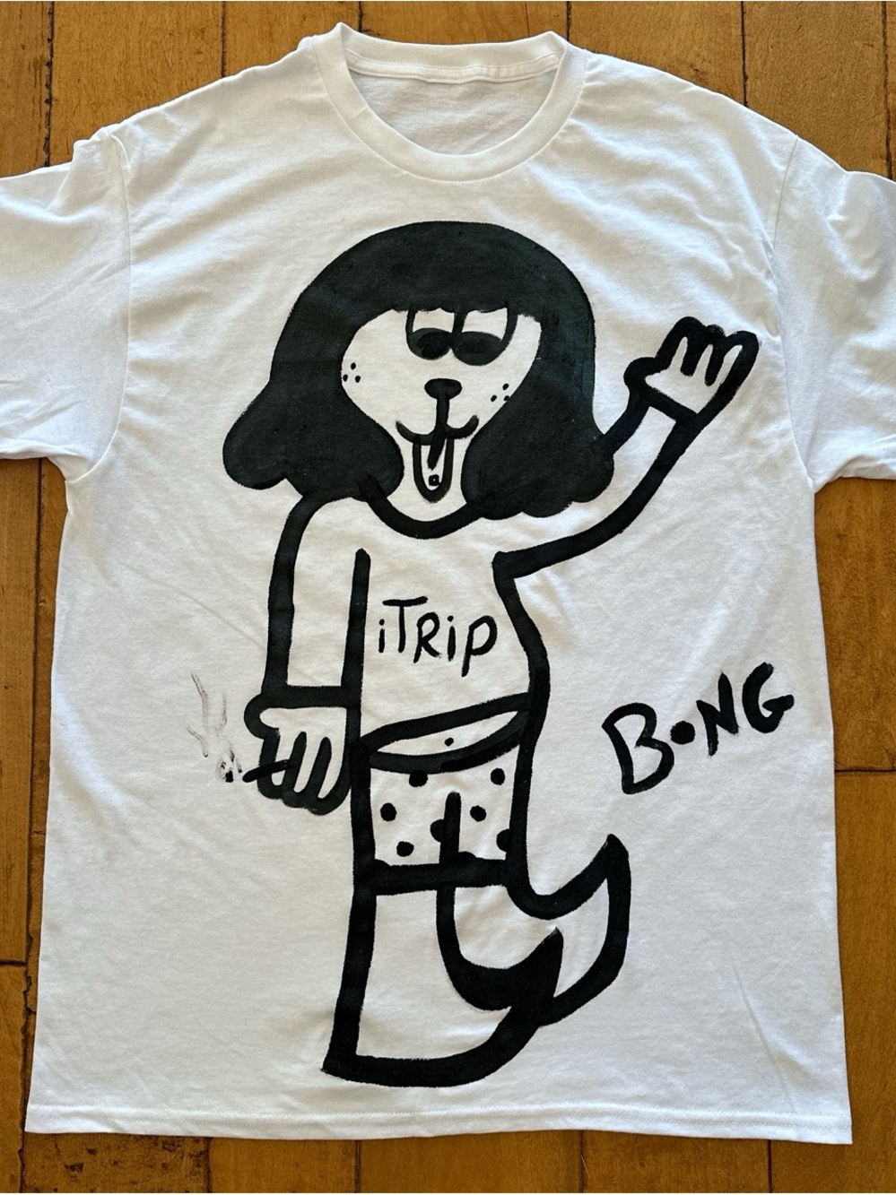 Billabong White T-Shirt with Black Graphic Cartoon